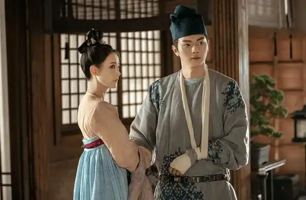 许凯实惨,与李一桐合作的新剧扑了,另一部新剧又因任豪没法播出_作品