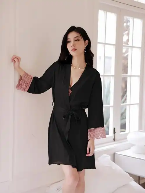 性感睡衣女夏季冰丝吊带带胸垫睡裙私房纯欲风后背镂空网红风爆款