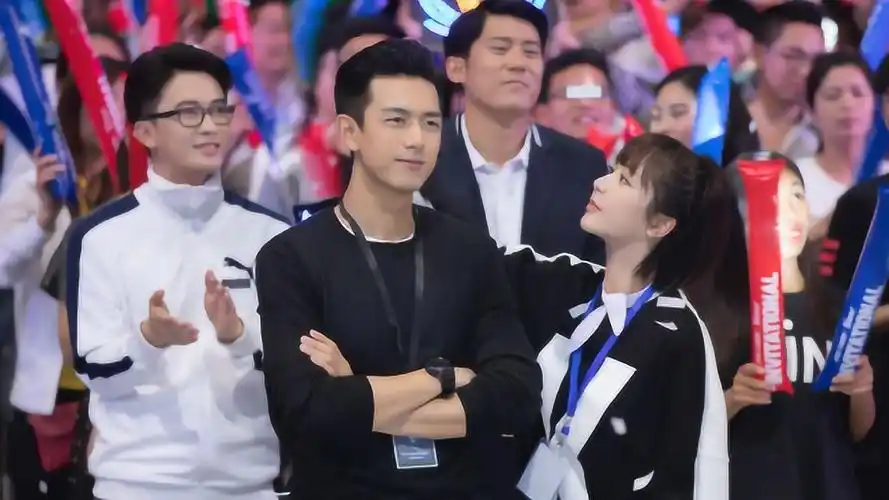 《亲爱的热爱的》:全员神助攻!男女主想不在一起都难!