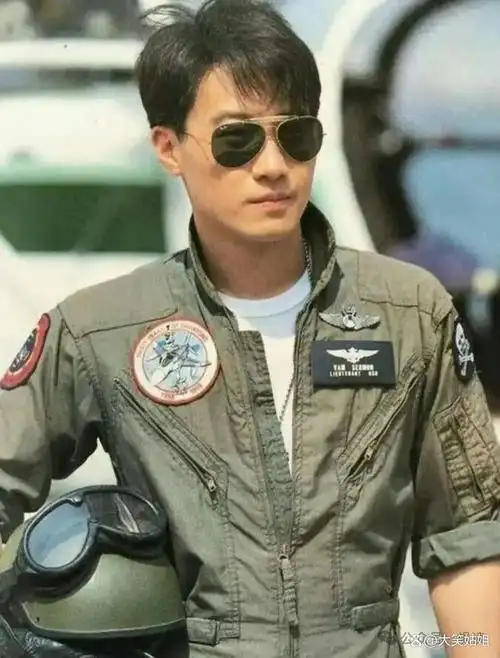 刘德华算不算四大天王中最帅的?看看他们的照片就知道了