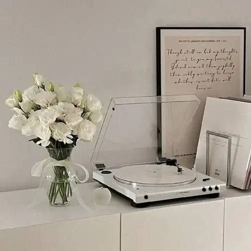 高级ins风朋友圈封面背景图_萌于予-商业新知