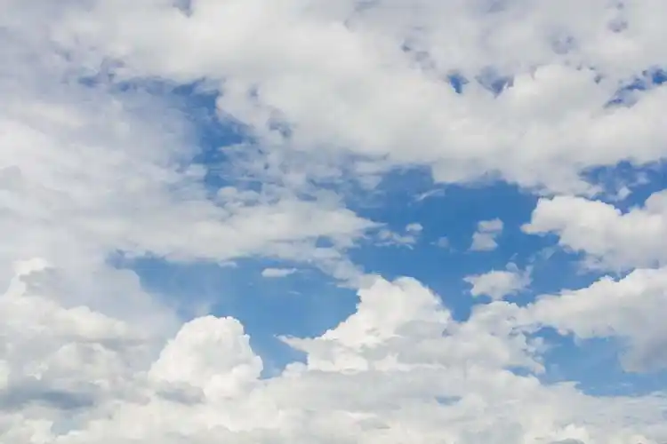 美丽的天空云朵景色高清图片