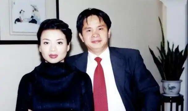 张也55岁未婚无儿无女与62岁的吕继宏相伴多年不结婚也幸福