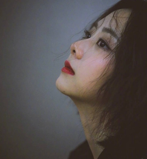 最美女星侧颜美照,"一眼万年",美到无法形容!