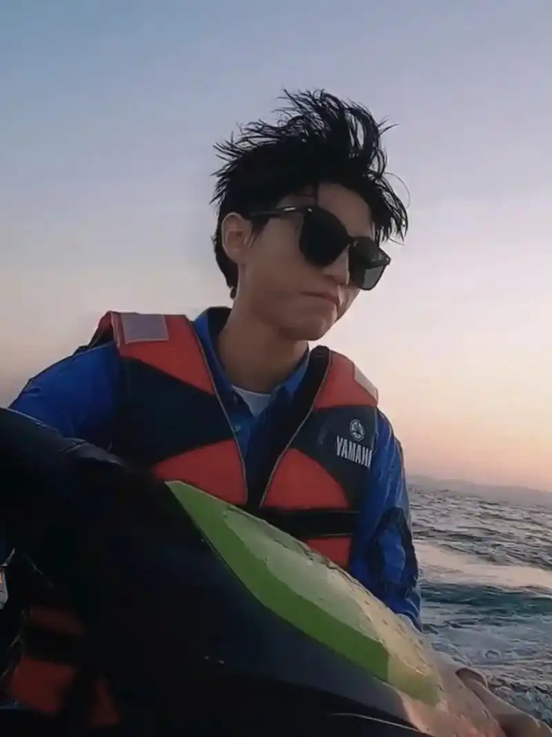 我那21岁相信光的男朋友  自由洒脱且勇敢05#王俊凯让人心 - 抖音