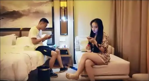 9总全国探花约了个丰满纹身少妇啪啪口交舔逼口了半天才硬,后入猛操