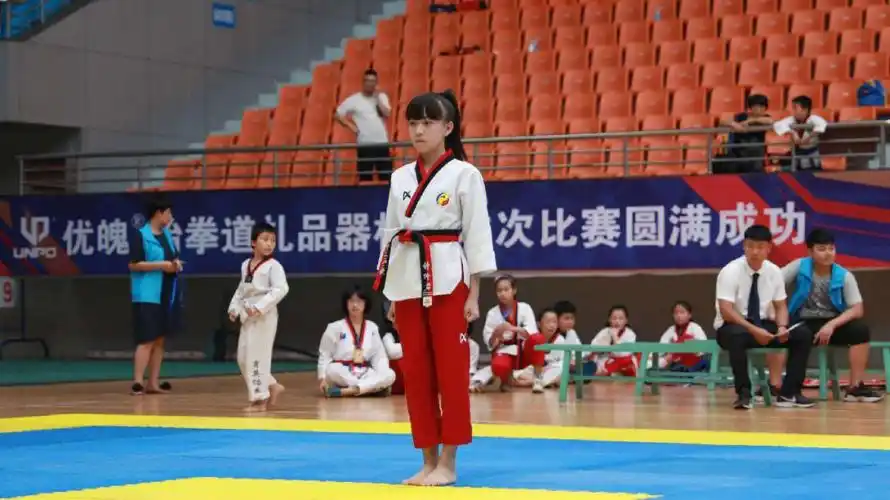 跆拳道空手道柔道你值得去学习赤脚运动