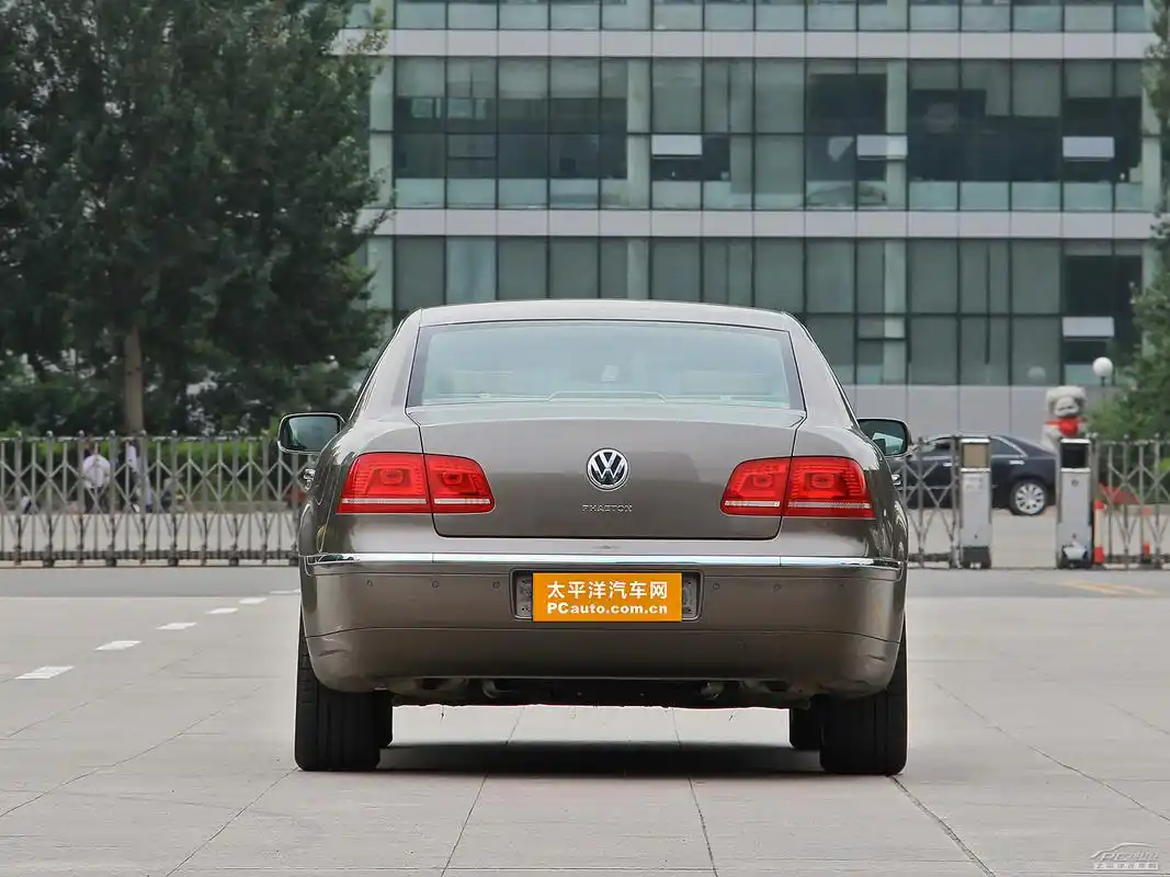 辉腾炫目银图片图片-辉腾炫目银图片图片大全_太平洋汽车网