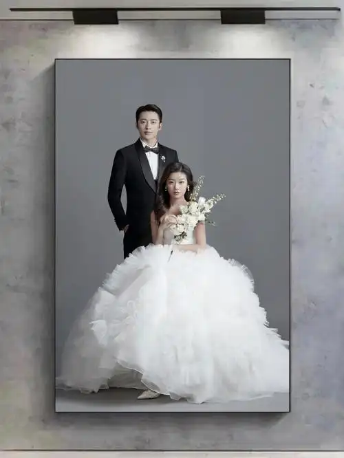 高级的主纱婚纱照做进相框97挂在家里真的爱了6015成都婚纱照