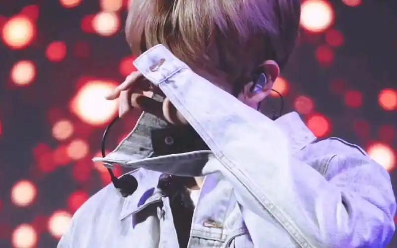 【边伯贤】假装哭哭