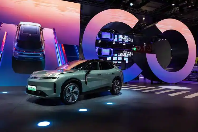 领克08发布emp超级增程电动方案全系新能源阵容登陆2023上海国际车展