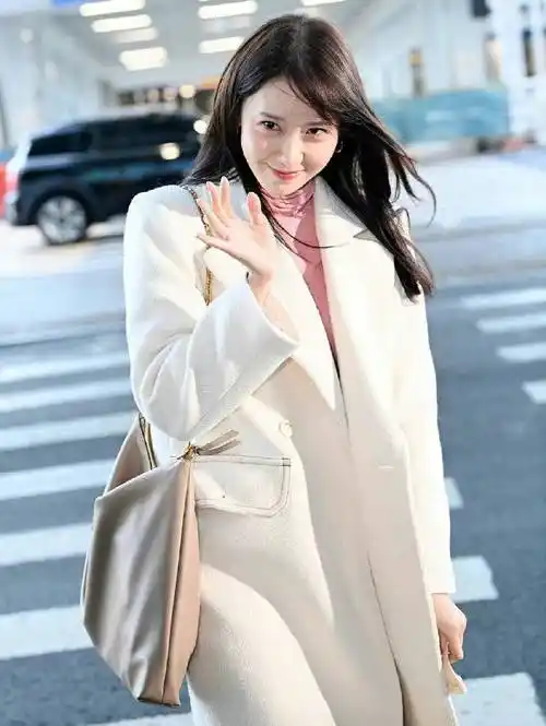 林允儿不愧为穿搭高手,掌握这些技巧,让自己的美从骨子里散发67