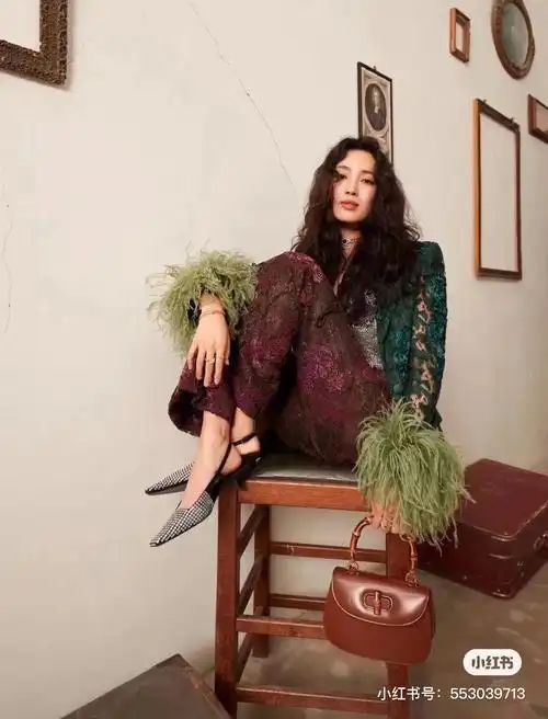 乘风破浪的姐姐王紫璇xgucci竹节包