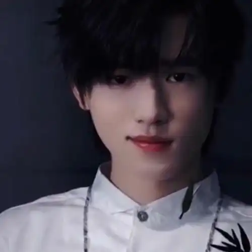 歪嘴战神宋亚轩