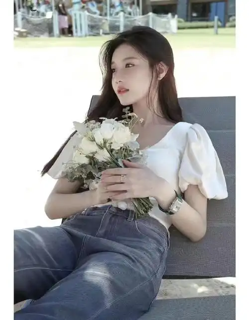 陈意涵式多巴胺穿搭