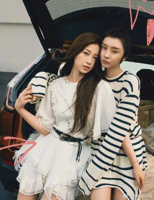 没有点开赵小棠和虞书欣这张合照之前,我以为棠姐剪了寸头