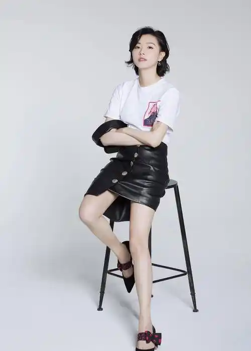 "浪姐"万茜:英姿飒爽不仅是性格,也是时尚简约风穿搭的个性美_的设计