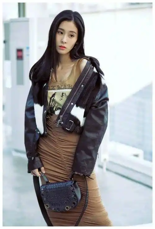 真不是我说,张碧晨太瘦了!