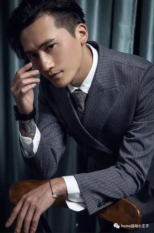 西装帅哥最诱惑最喜欢你一脸禁欲的样子了