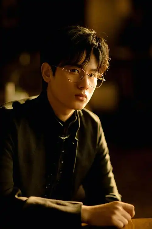 胡先煦新图眼镜能半永久吗