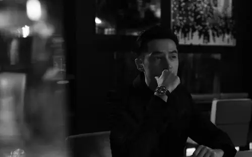 胡歌儒雅魅力写真图片桌面壁纸