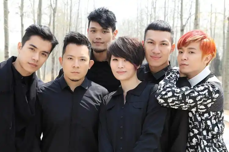 苏打绿回不去了?青峰决定自己唱:对自己生命负责!