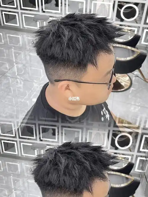男生超短发钢夹烫