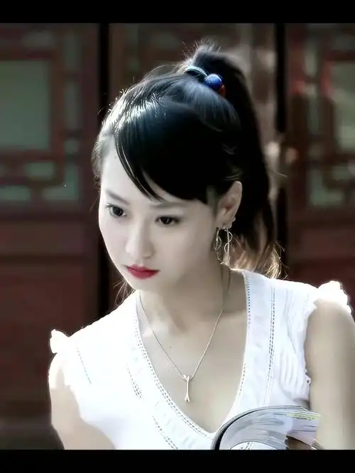 白冰 真是人如其名,年轻时候妥妥的纯欲天花板.#白冰 #盛世美颜