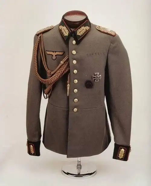 纳粹军服到底有多帅?