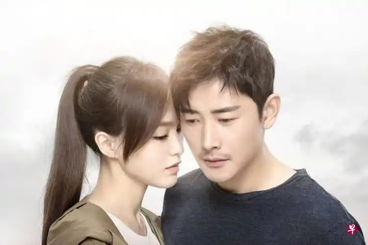 《归去来》是唐嫣和罗晋认爱后第一部合作的电视剧,小两口在剧中有