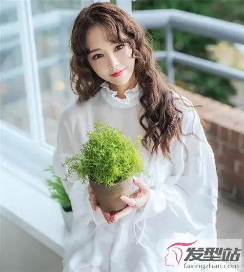 波浪卷中长发妩媚动人特撩人