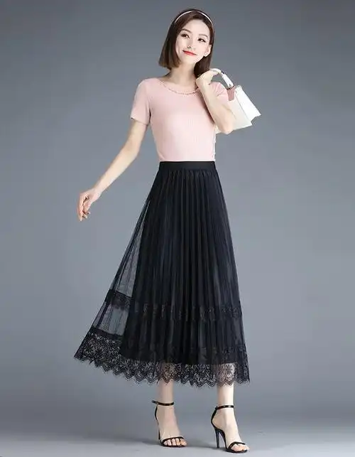 但也有很多样式的裙子很友好,可以满足各种场合,女性的穿衣需求,而且