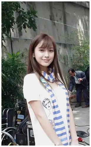 刚出道时的杨颖