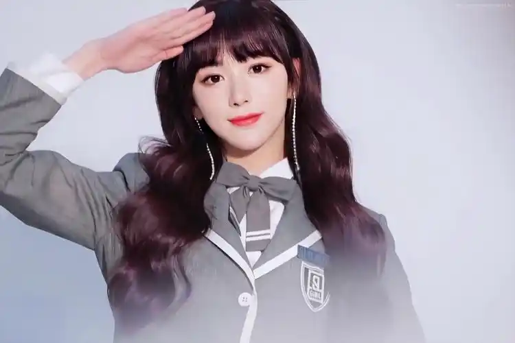 孔雪儿08玫酒绒绒桃 - 堆糖,美图壁纸兴趣社区