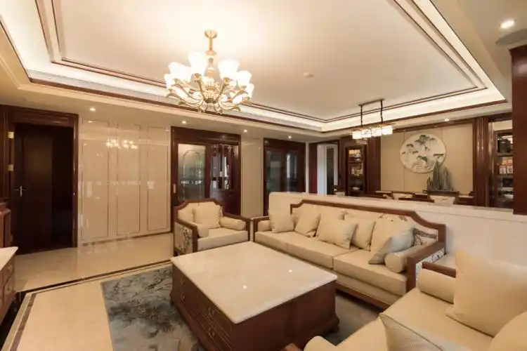 不同于现在流行的北欧轻奢风,新中式风格把现代生活和传统的元素进行