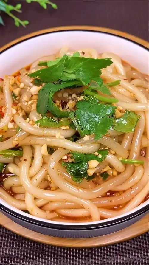 美食#这样做出来的土豆粉呀这么好吃呢!