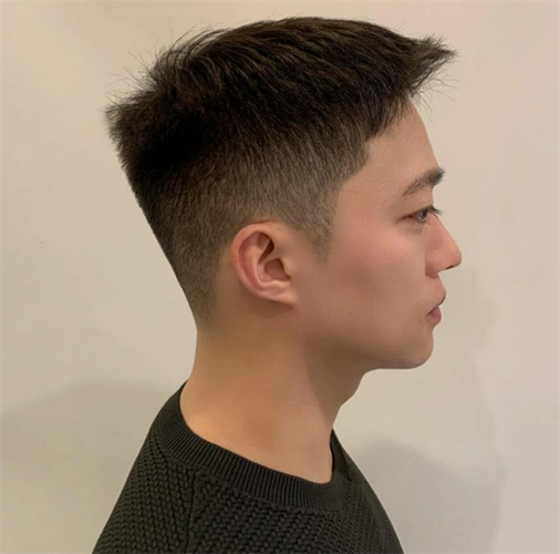 夏季清爽男士短发 铲青短飞机头超a_韩式男发 - 美发站