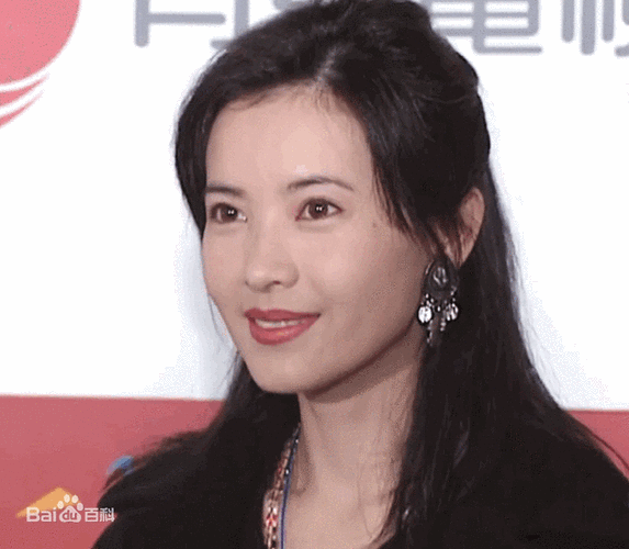 红颜薄命蓝洁瑛的悲惨人生那两位大佬究竟是何方神圣