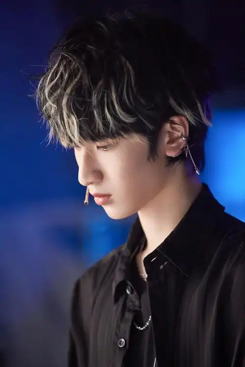 欧式大双 严浩翔,独特的烟嗓,rap担