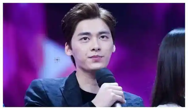 李易峰承认与吴昕交往?组成易昕组合?