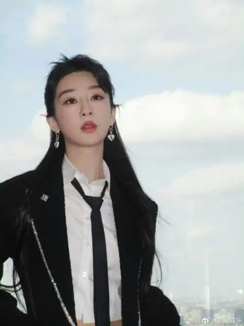 杨紫宋轶金晨李一桐工作室出图