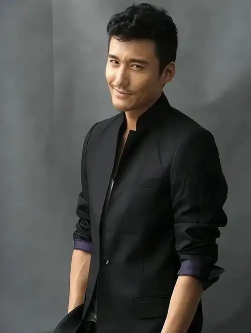 中国第一男模胡兵扬言,待他以后60岁,也要成为亚洲最时髦的老头