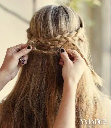 【图】希腊女神发型 五步秀出希腊女神范儿