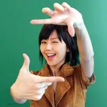 跪求孙燕姿这张完整高清图片