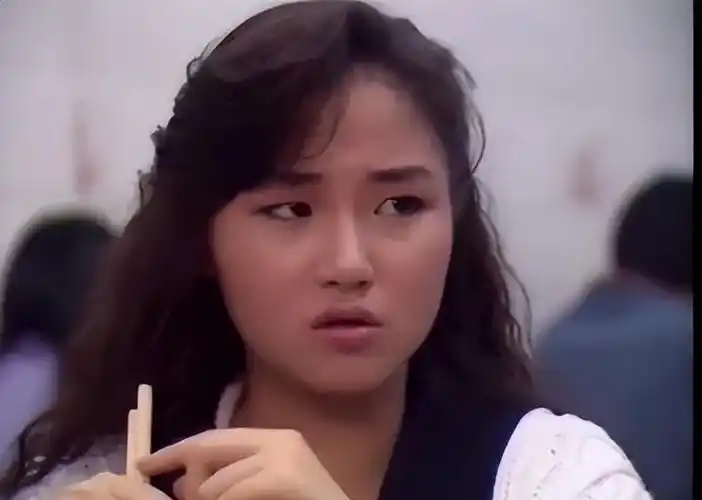 香港第一美腿万绮雯幸好没有选择嫁给甄子丹最终收获幸福