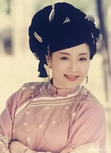 "苗翠花"恬妞的唏嘘过往,和她的坎坷婚姻史!