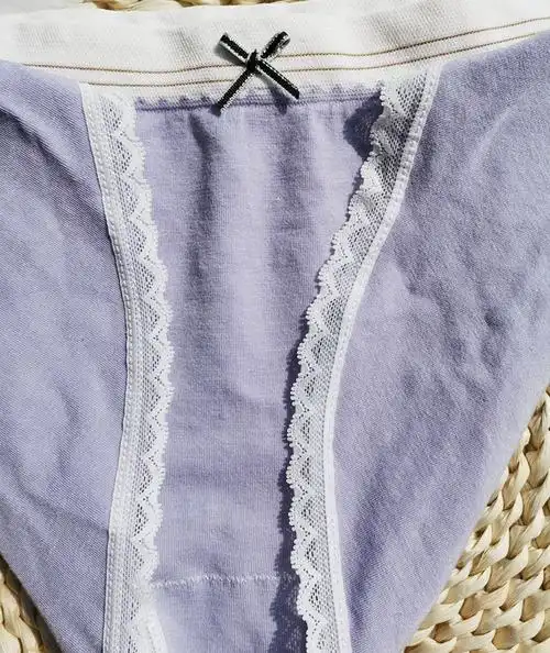 无痕三角裤女中腰纯色蕾丝边弹力大码五条盒装白天鹅内裤