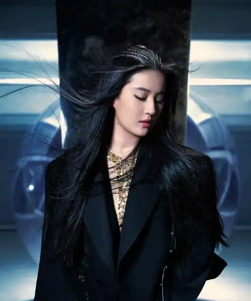 刘亦菲cosmo1月刊封面写真图片