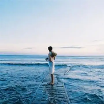 微信头像风景大海图片大全女生最新 年轻总和遗憾绑在一起