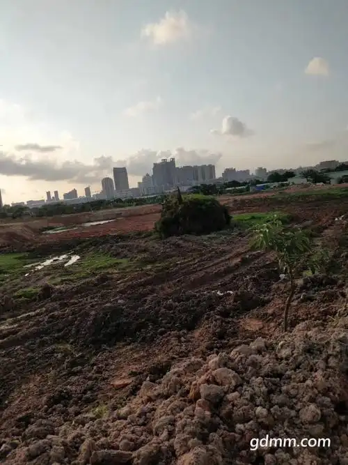 站南公园已经开工了